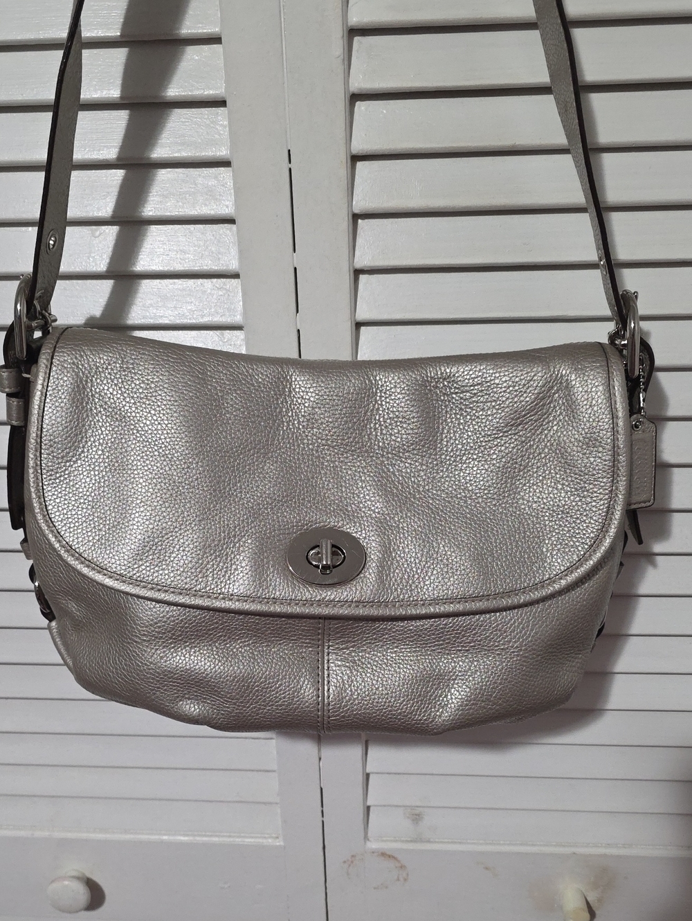 COACH LEGACY SILVER METALLIC EUC - Picture 2 of 11